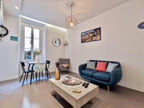 Le PETIT BALCON by Booking Guys